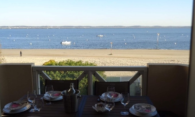 Arcachon Apartment | Charming 2BR Near Beach with Parking and Wifi