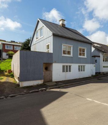 Vestmanna House | Charming 2BR Retreat in Vestmanna