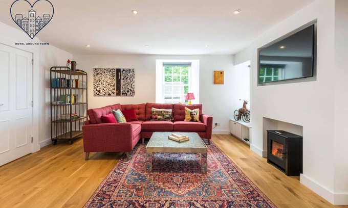 Gifford House | Charming 3 Bed Village Green Cottage East Lothian