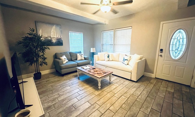 Historic Uptown House | Charming 3-bedroom house near downtown St Pete-9th