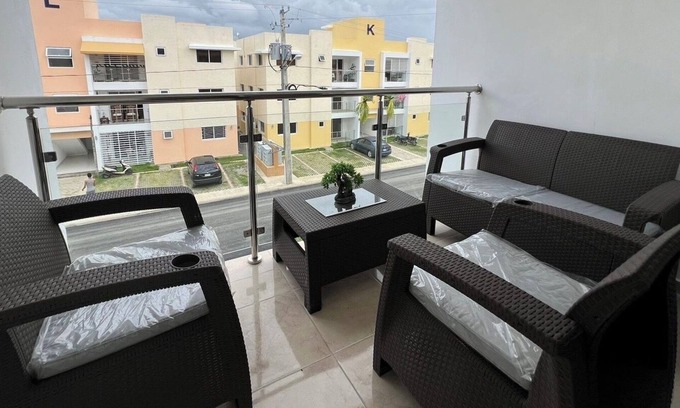 La Vega Province House | Charming 3-bedroom apartment with AC, WiFi and Parking in La Vega, Dominican Rep