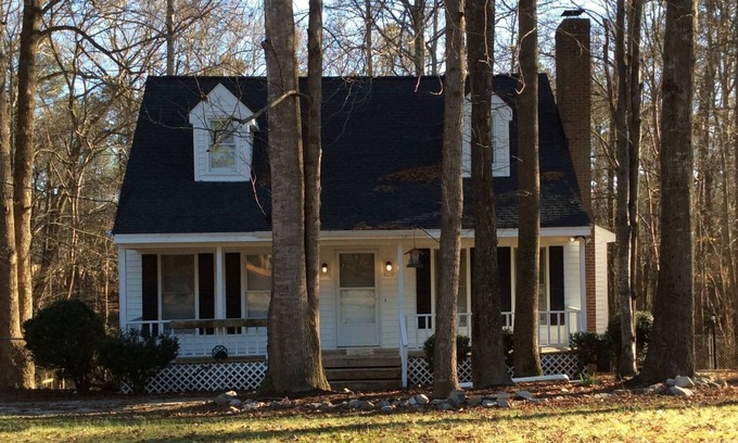 Knightdale House | Charming 3-bedroom house in welcoming Knightdale with AC
