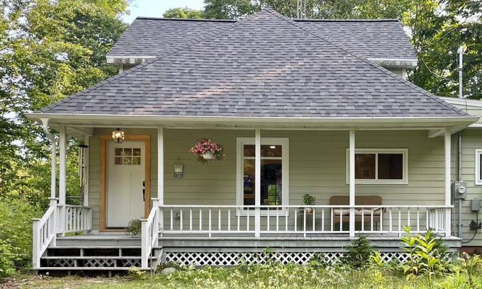 Washington Island House | Charming 3-bedroom historic house on Washington Island