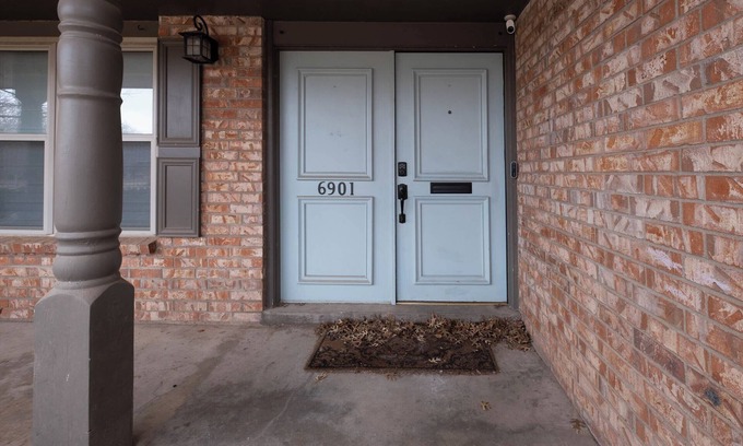 Amarillo House | Charming 3-bedroom house with Pool Table and Shuffleboard in awesome Amarillo