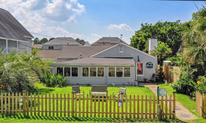Fox Hill - Grandview House | Charming 3-bedroom house with AC, WiFi in fantastic Hampton