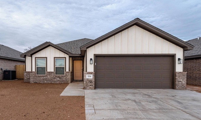 Lubbock House | Charming 3-bedroom house with AC and WiFi in Lubbock