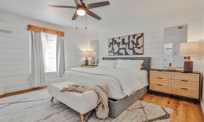 Lubbock House | Charming 3-bedroom house in Lubbock with incredible outdoor living AC and WiFi