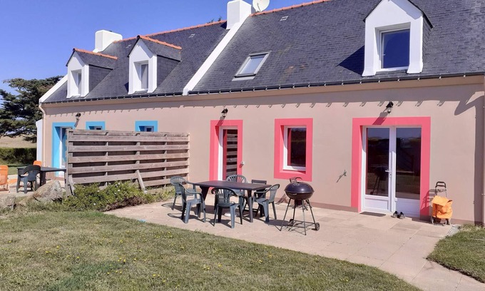 Sauzon House | Charming 3-Bedroom House with Garden Near Donnant Beach, Sauzon