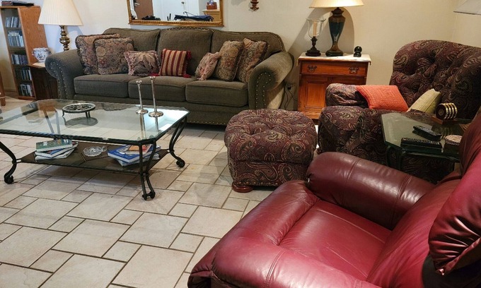 Odessa House | Charming 3-bedroom house with master suite, AC, WiFi in Odessa