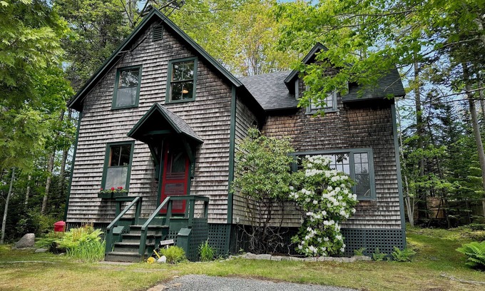 Northeast Harbor Cottage | Charming 3-bedroom cottage in serene Mount Desert near Acadia National Park
