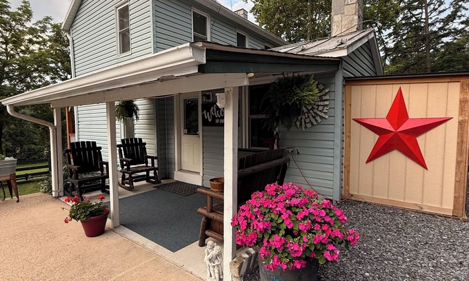 Star Tannery House | Charming 3 bedroom home in the beautiful Shenandoah Valley on the Cedar creek