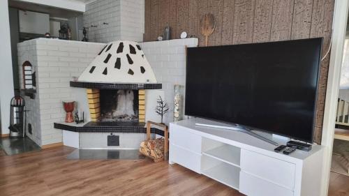 Kiiminki House | Charming 3BR Nature Retreat