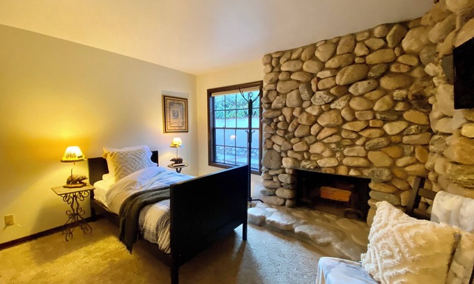 Lake Arrowhead Cabin | Charming 4-bedroom Cabin in Peaceful Lake Arrowhead