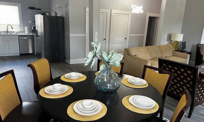 Wadley House | Charming 4-bedroom house with luxury and comfort in enchanting Wadley GA.