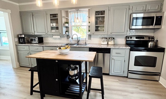 Spring Mills House | Charming 4-bedroom Home 25 Minutes from State College- Sleeps 7