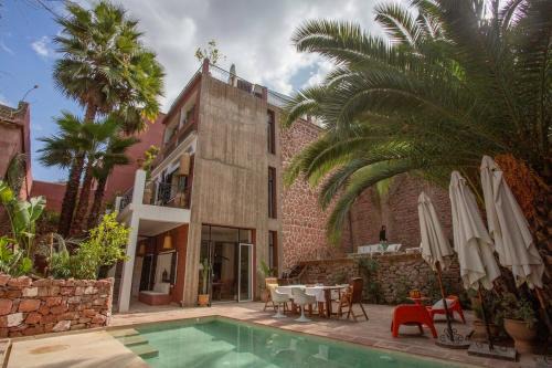 Sti Fadma House | Charming 5 bedroom