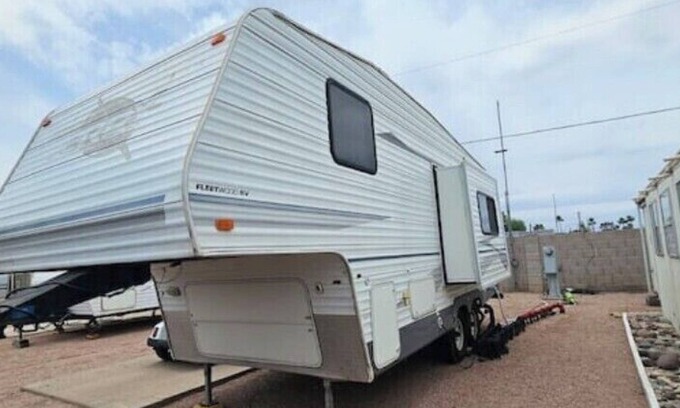 Apache Junction House | "Charming 5th Wheel RV Retreat