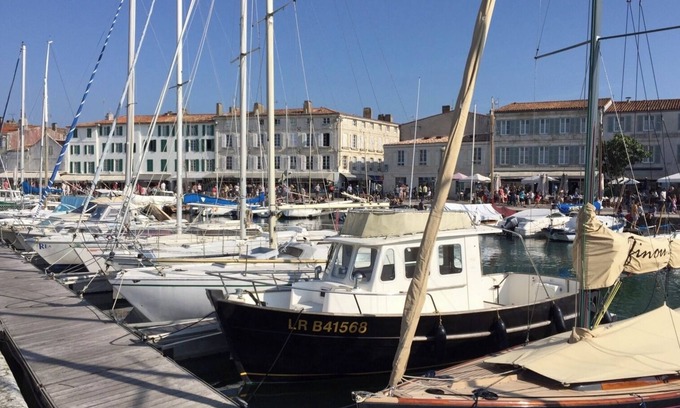Saint-Martin-de-Re Apartment | CHARMING APARTMENT PORT AND SEA VIEW