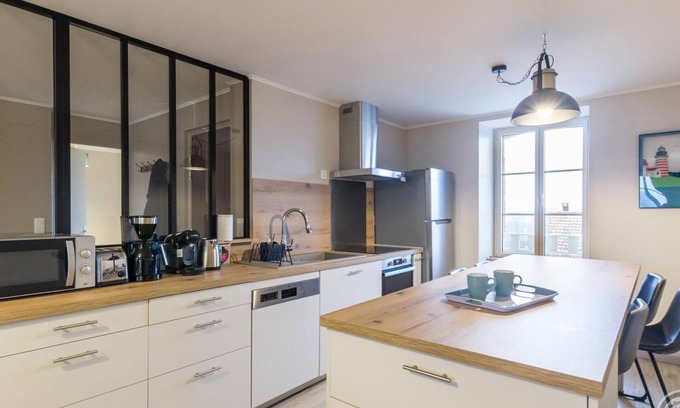 Saint-Pair-sur-Mer Apartment | Charming Apartment in Saint-Pair-sur-Mer - View of Granville