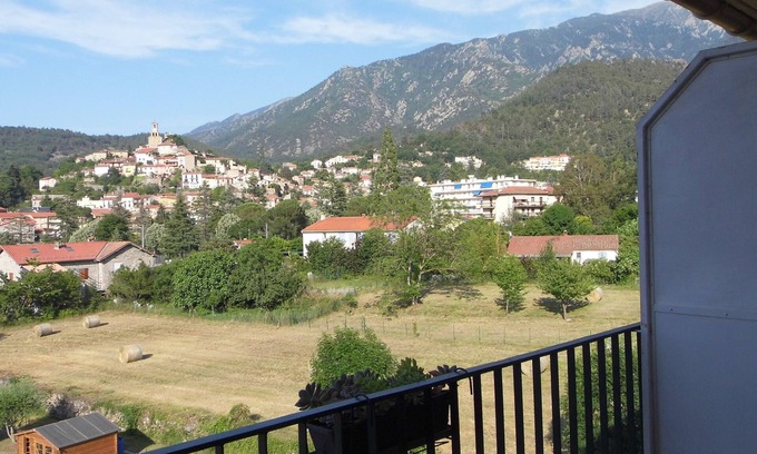 Vernet-les-Bains Apartment | Charming apartment in the Pyrenees overlooking Le Canigou