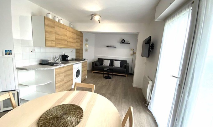 Le Fort Bloque Apartment | Charming apartment 2 to 4 people 200m from the beach with wifi