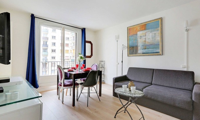 15th Arrondissement Apartment | Charming apartment - 2BR/6P - Saint-Lambert