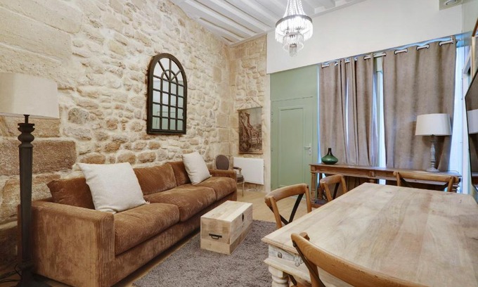 Val-de-Grace Apartment | Charming apartment - 2BR-6P - Rue mouffertard