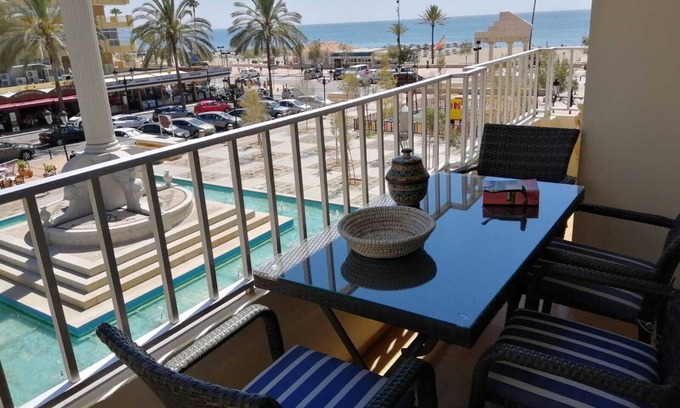 Fuengirola Apartment | Charming apartment with sea views and UK, French, German TV channels