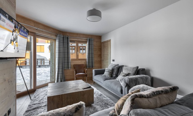 Courchevel Apartment | Charming Apartment Near Slopes with Parking and WiFi – Sleeps 8