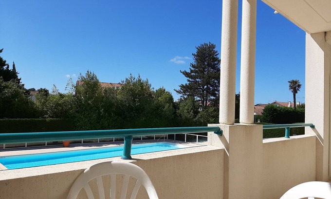 Ciboure Apartment | Charming Apartment with Heated Pool, Terrace, and Parking Near Golf Course in Ciboure