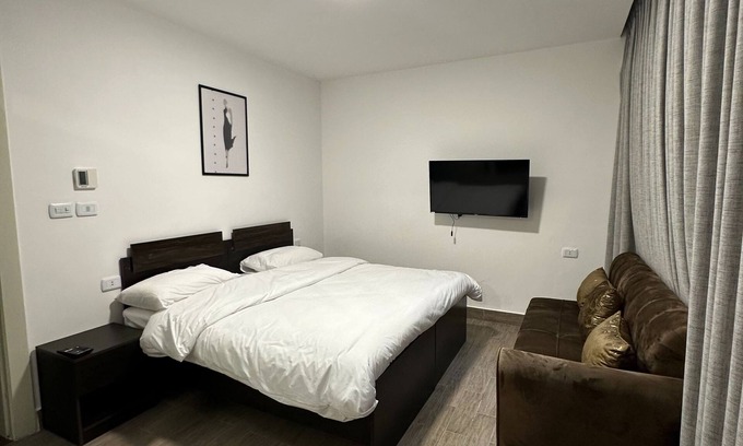 Amman Apartment | Charming Apartment with Modern