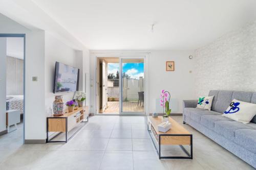 Port-de-Bouc Apartment | Charming appartement with Terrasse - proche des plages