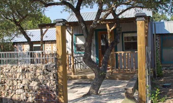 Tumbleweed Hills Cottage | Charming Artistic Casita in rolling Texas Hill Country