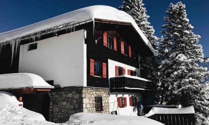 Lech am Arlberg Ski Chalet | Charming Austrian Chalet in Lech