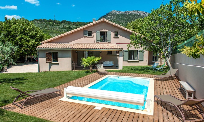 Buis-les-Baronnies House | Charming B&B