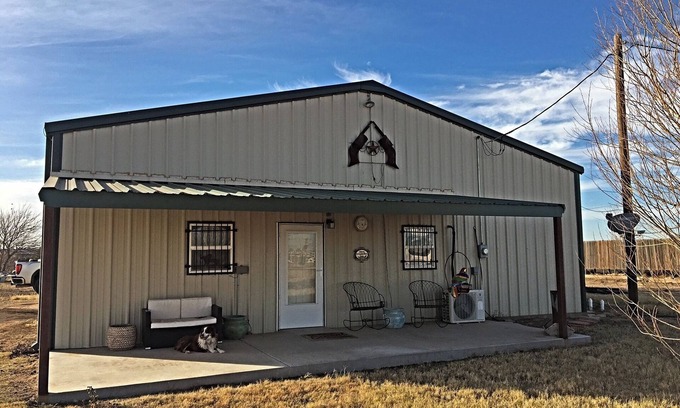 Lubbock House | Charming barndo in terrific Lubbock with WiFi, AC