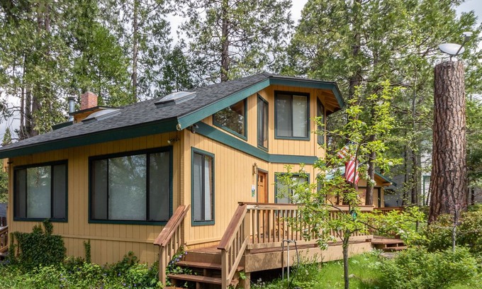 Bass Lake House | Charming Bass Lake Home with Boat slip on Brier Dock!