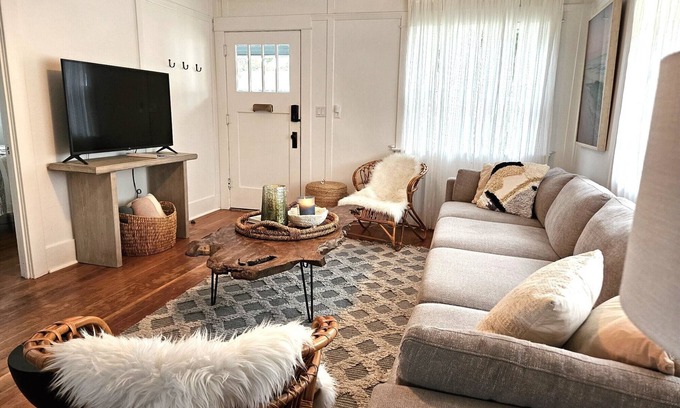 Morro Bay House | Charming Beach Cottage, 2 blocks from the water!