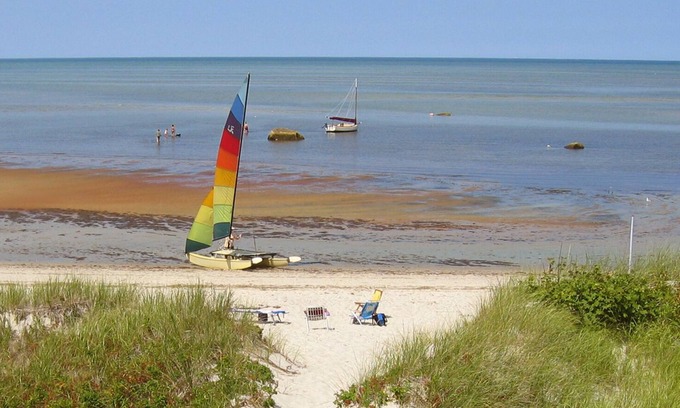 Brewster Cottage | Charming Beach House With Private Beach On Cape Cod Bay