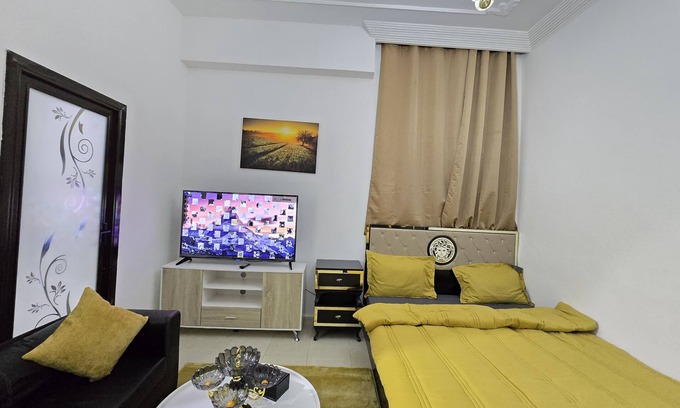 Abu Dhabi Bed & Breakfast | charming bed and break fast located in Abu Dhabi. Ac , wifi and parking.