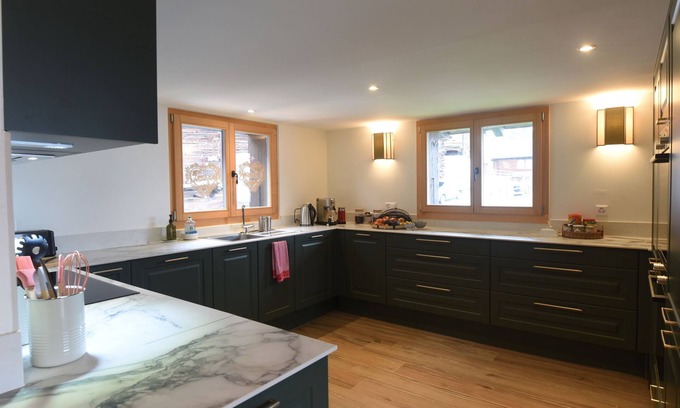St. Luc Ski Chalet | Charming brand new chalet, completely renovated, with bright and spacious rooms, located towards the