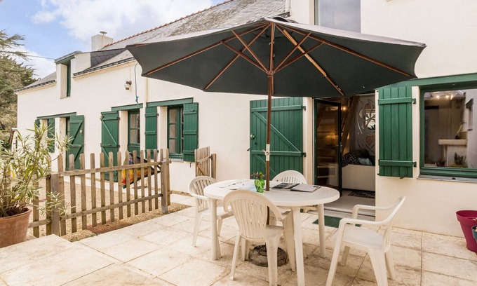 Asserac Cottage | Charming Breton Cottage Near Beaches and Salt Marshes, Wi-Fi, Pet-Friendly, Bikes Available