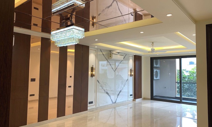 South West House | Charming bungalow in fabulous New Delhi with WiFi, fitness room, AC