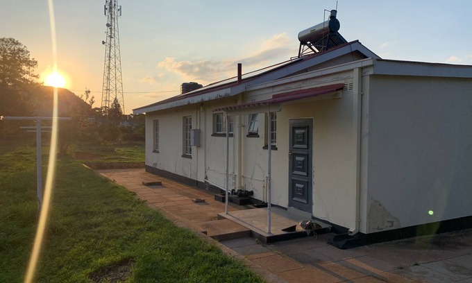 Nyanga House | Charming bungalow with WiFi in Nyanga