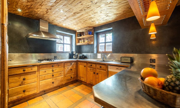 Champagny-en-Vanoise Ski Chalet | Charming chalet at the gateway to the Vanoise National Park. Ideal for families