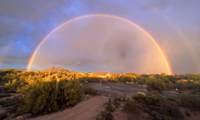 Desert View Village House | Charming Cave Creek Casita with rooftop hot tub