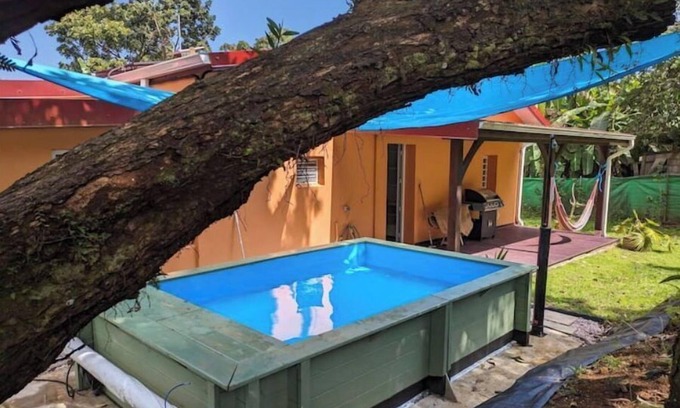 Sainte-Marie House | Charming character house offering a mix of tranquility and proximity.
