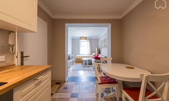 Kreuzberg Apartment | Charming city apartment in the Kreuzberg neighborhood Berlin-3R