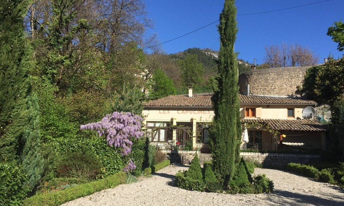 Chatillon-en-Diois Cottage | Charming cottage with large garden only 3 mn from medieval village center