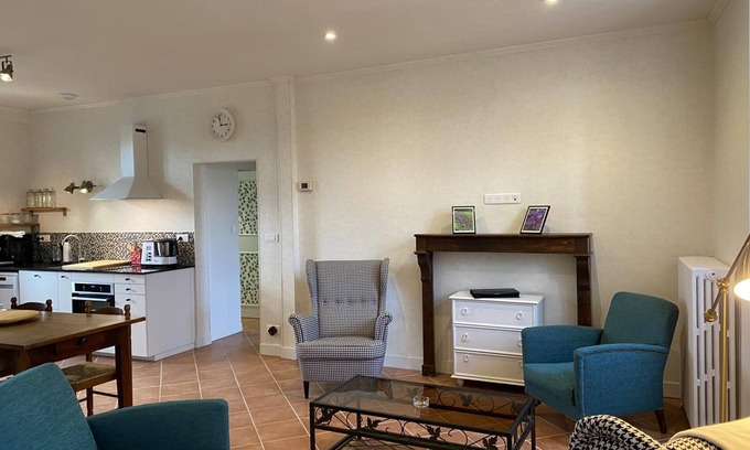 Lavault-Sainte-Anne Cottage | Charming Cottage: Golf, Garden, and Modern Amenities in the Heart of France